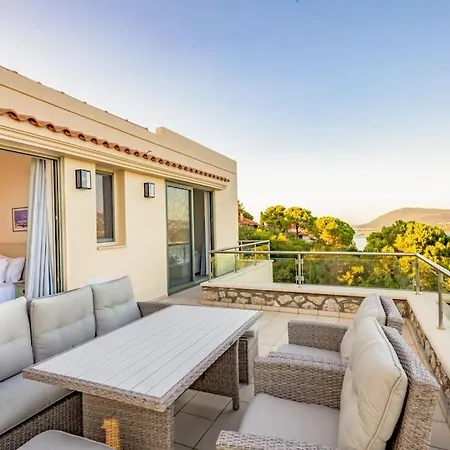 Villa Leonardo, With Superb Views Lygia (Lefkada)